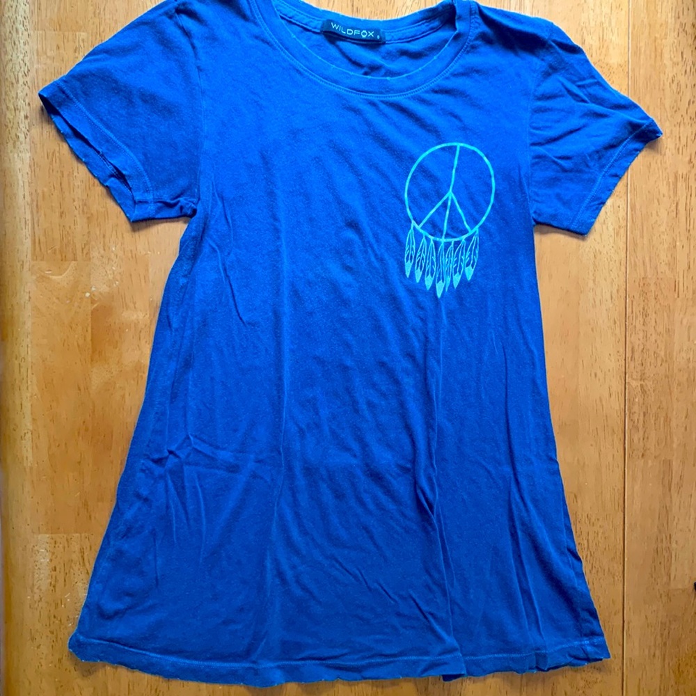 Awesome Wildfox swing tee.  Size small, distressed.